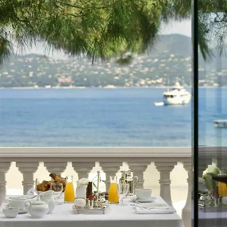 Ξενοδοχείο La De La Pinede