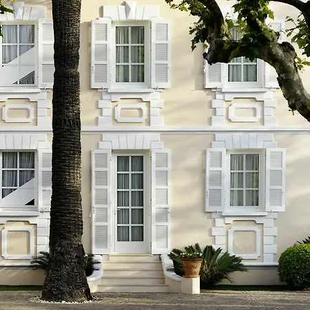 La De La Pinede Ξενοδοχείο