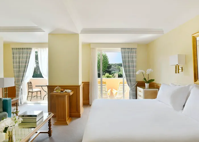 La De La Pinede 5* سان تروبيه