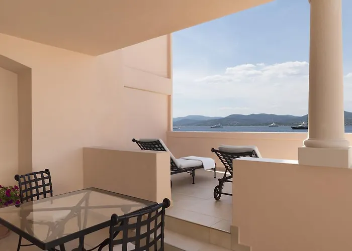 La De La Pinede Hotel 5*