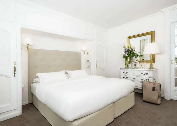 Hotel La De La Pinede Saint-Tropez