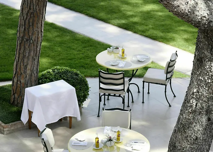 La De La Pinede 5* سان تروبيه