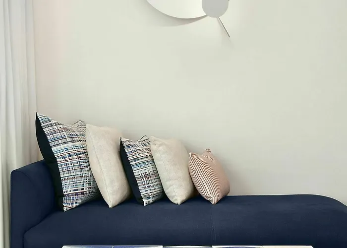 Hotel La De La Pinede