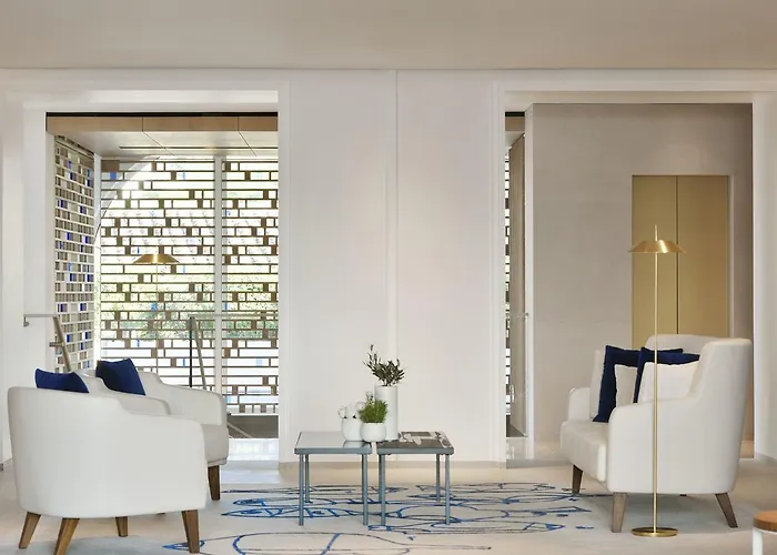 La De La Pinede סן טרופז